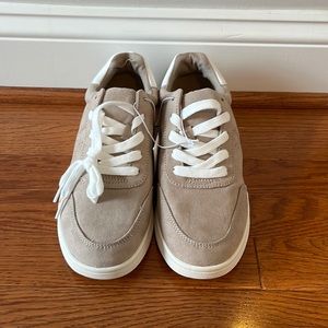 NWT Old Navy shoes
